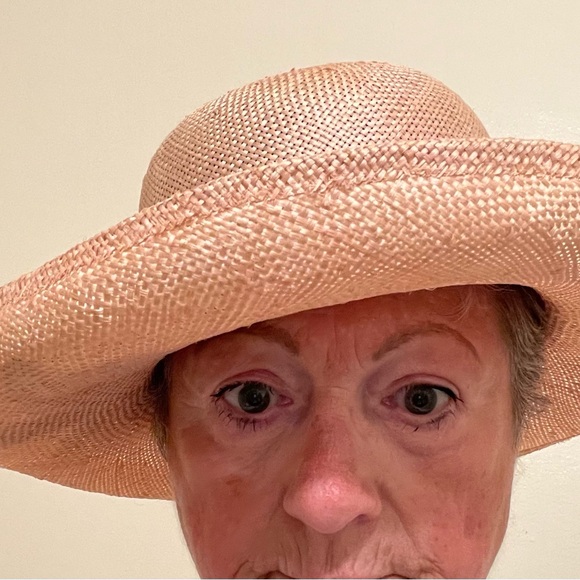 Wide brim pastel pink hat with chiffon band & silk flowers - Picture 4 of 4